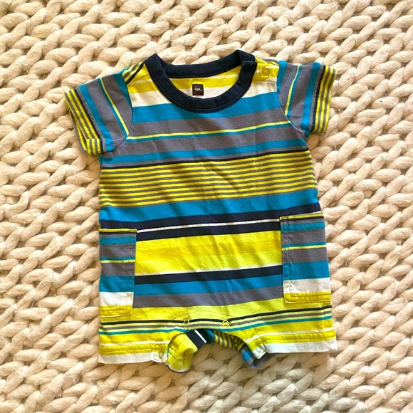 Tea Collection Baby Romper - Picture 1 of 3